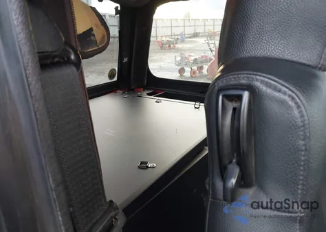 2005 Jeep Wrangler Se z USA, uszkodzony, nr VIN 1J4FA29185P337751